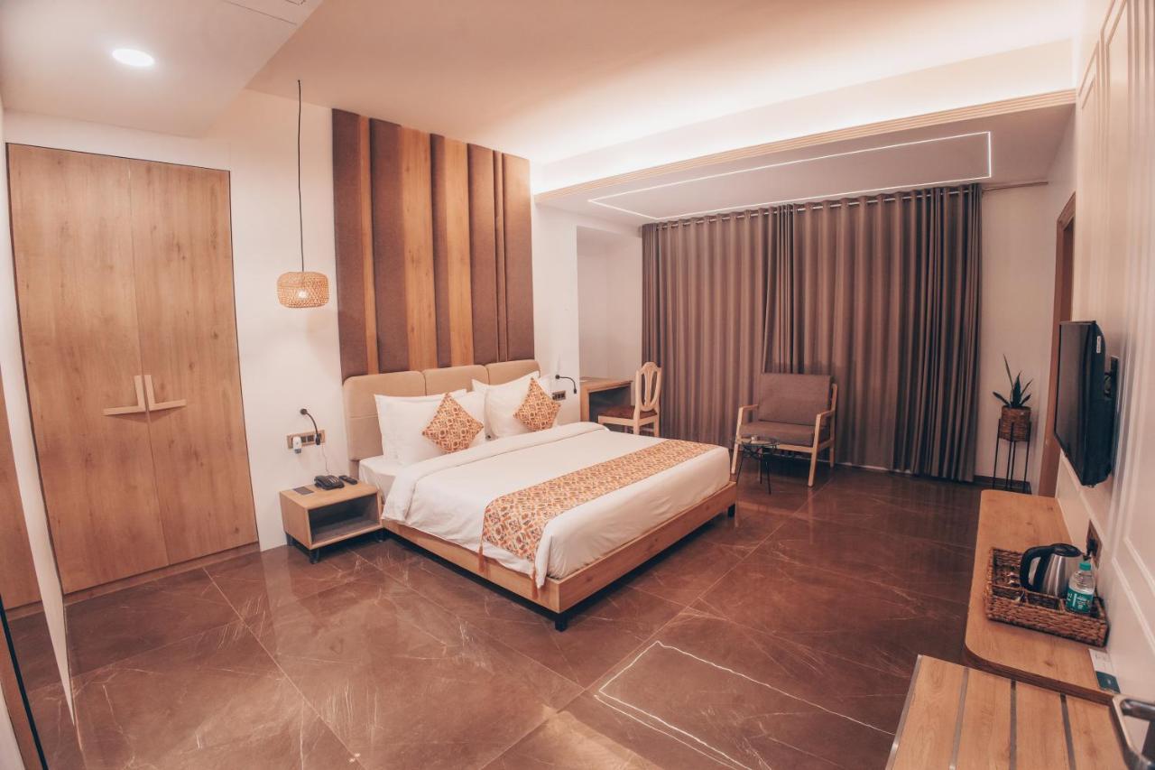Hotel Mirana , Tinsukia Buitenkant foto
