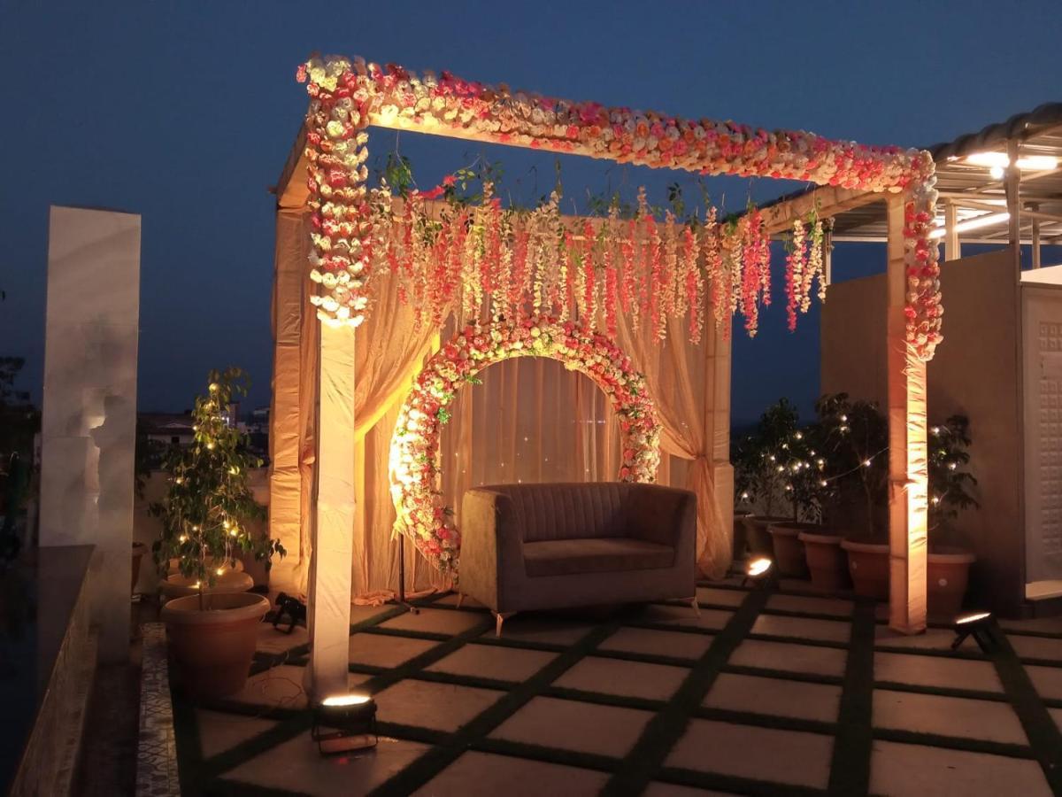 Hotel Mirana , Tinsukia Buitenkant foto
