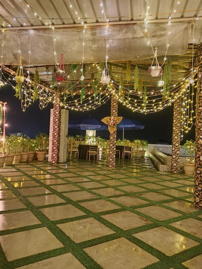 Hotel Mirana , Tinsukia Buitenkant foto